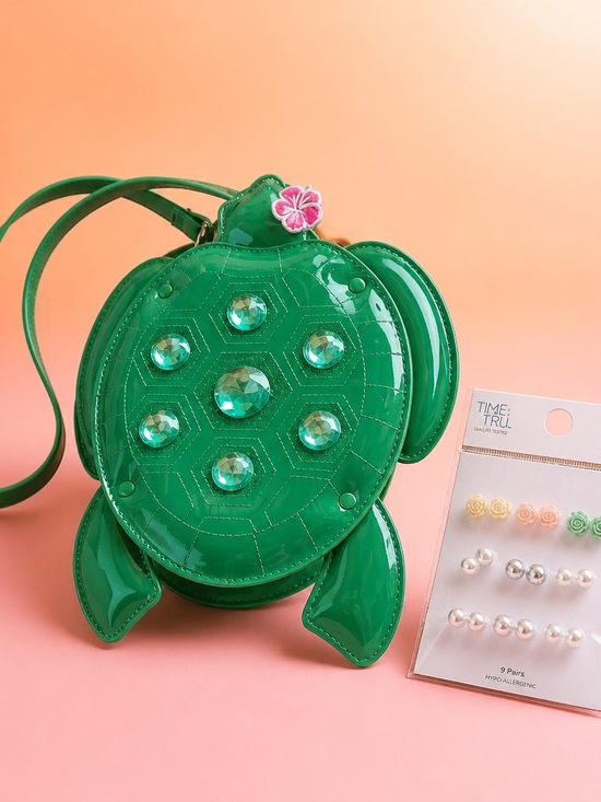 Betsey Johnson Handbags - Betsey Johnson GREEN "SHELLY TURTLE" Crossbody Bag & Time & True Earring Set